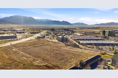 2100 W Sam White Ln, Pleasant Grove, UT 84062 - Photo 17