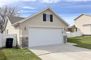 5521 Lorraine Way, Stansbury Park, UT 84074 - Photo 27