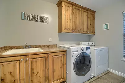 15 N 3300 W, Layton, UT 84041 - Photo 11