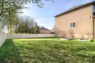 15 N 3300 W, Layton, UT 84041 - Photo 37