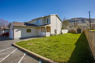 207 E 820 S, Centerville, UT 84014 - Photo 3