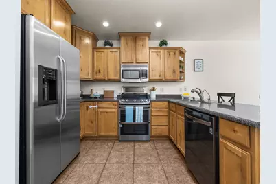 5071 W Amber Rose Ln S, Herriman, UT 84096 - Photo 11