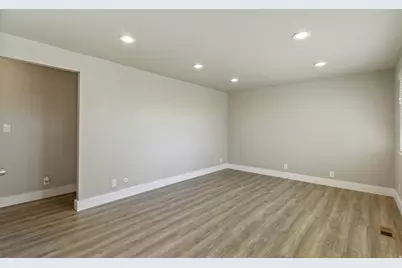 726 E Canfield Dr N, Ogden, UT 84404 - Photo 7