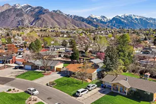 2400 E 6660 S, Cottonwood Heights, UT 84121 - Photo 43