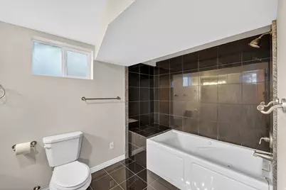 2400 E 6660 S, Cottonwood Heights, UT 84121 - Photo 33