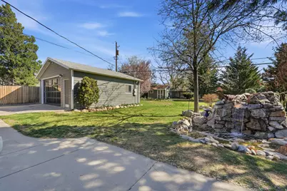 2400 E 6660 S, Cottonwood Heights, UT 84121 - Photo 37