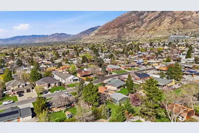 2400 E 6660 S, Cottonwood Heights, UT 84121 - Photo 45