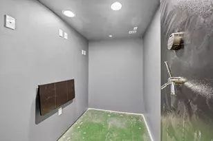 2400 E 6660 S, Cottonwood Heights, UT 84121 - Photo 29