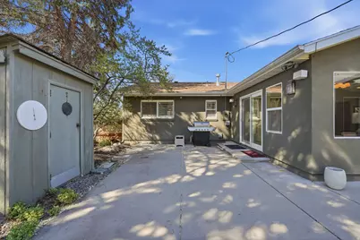 2400 E 6660 S, Cottonwood Heights, UT 84121 - Photo 35