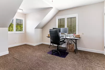 2148 E Pinecrest Ln S, Sandy, UT 84092 - Photo 25