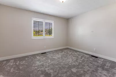 2148 E Pinecrest Ln S, Sandy, UT 84092 - Photo 23