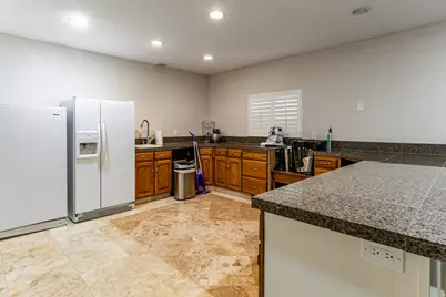 2148 E Pinecrest Ln S, Sandy, UT 84092 - Photo 35