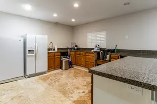 2148 E Pinecrest Ln S, Sandy, UT 84092 - Photo 35