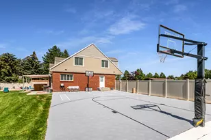 2148 E Pinecrest Ln S, Sandy, UT 84092 - Photo 41