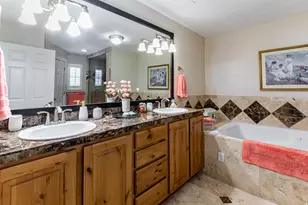 2148 E Pinecrest Ln S, Sandy, UT 84092 - Photo 17