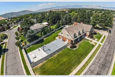 2148 E Pinecrest Ln S, Sandy, UT 84092 - Photo 29