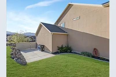 14829 S Clear Water Dr, Herriman, UT 84096 - Photo 35