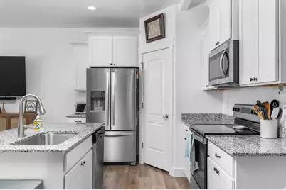 4025 W 740 N #15, Lehi, UT 84043 - Photo 7