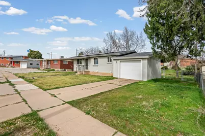 488 N Fern Dr E, Clearfield, UT 84015 - Photo 3