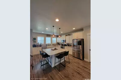 934 N Laredo Dr, Spanish Fork, UT 84660 - Photo 7
