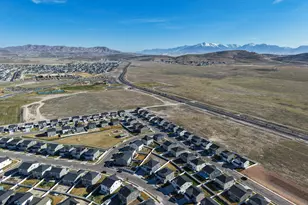 5408 N Yeager Ln E, Eagle Mountain, UT 84005 - Photo 51