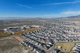 5408 N Yeager Ln E, Eagle Mountain, UT 84005 - Photo 53