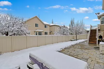 882 S Daisy Dr, Fruit Heights, UT 84037 - Photo 31