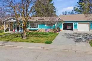 415 E 1st S, Preston, ID 83263 - Photo 3