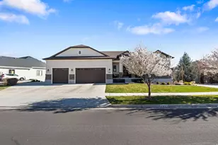 2041 W 475 S, Orem, UT 84059 - Photo 3