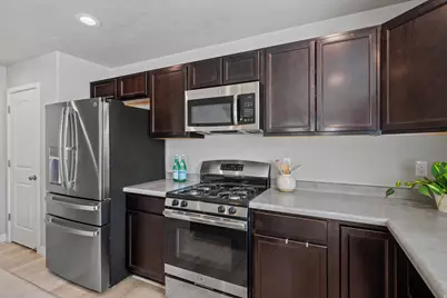 299 W Willow Creek Dr, Saratoga Springs, UT 84045 - Photo 7