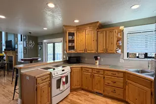 202 S 375 W, Providence, UT 84332 - Photo 9