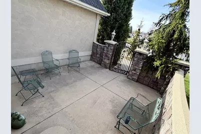 202 S 375 W #5, Providence, UT 84332 - Photo 5