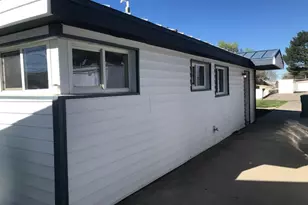 828 N Valeria Dr, Layton, UT 84041 - Photo 15