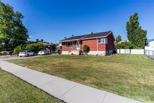2423 S 2000 W, Syracuse, UT 84075 - Photo 3