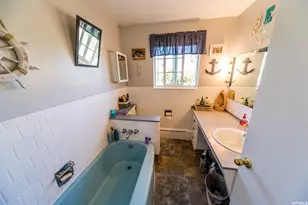 2423 S 2000 W, Syracuse, UT 84075 - Photo 7