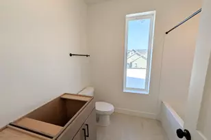 6824 W South Jordan Pkwy S, South Jordan, UT 84009 - Photo 23