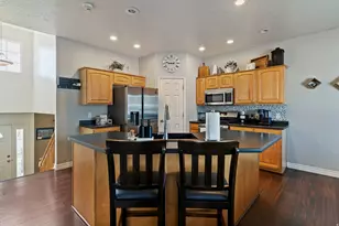 7476 S 6670 W, West Jordan, UT 84081 - Photo 9