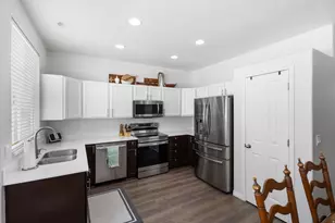 726 N Skipton Dr, North Salt Lake, UT 84054 - Photo 9