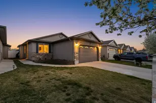 726 N Skipton Dr, North Salt Lake, UT 84054 - Photo 3