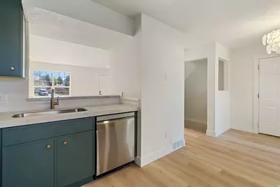 601 N 200 W, Heber City, UT 84032 - Photo 5