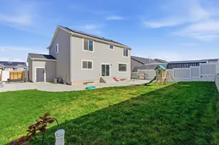 1123 S Red Cliff Dr, Santaquin, UT 84655 - Photo 39