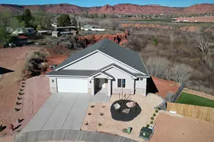 1449 S Sage Ct, Kanab, UT 84741 - Photo 1