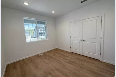 1980 E Burger St #1235, Lake Point, UT 84074 - Photo 7