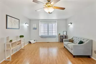 488 E 200 S, Clearfield, UT 84015 - Photo 3