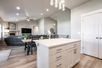 1756 W 700 S, Marriott-Slaterville City, UT 84404 - Photo 15