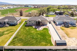 1756 W 700 S, Marriott-Slaterville City, UT 84404 - Photo 9