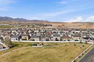 7553 S Valley Maple Dr, West Jordan, UT 84081 - Photo 39