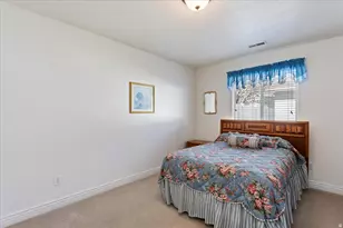 190 W Newbury Ln, Harrisville, UT 84414 - Photo 25