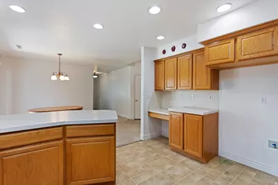 190 W Newbury Ln, Harrisville, UT 84414 - Photo 13