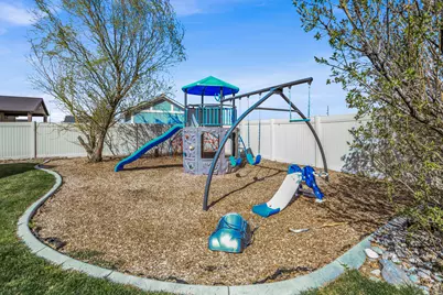 639 E 590 N, Smithfield, UT 84335 - Photo 45